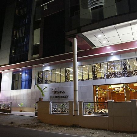 Poppys S.E.T Residency Hotel Kumbakonam Exterior photo