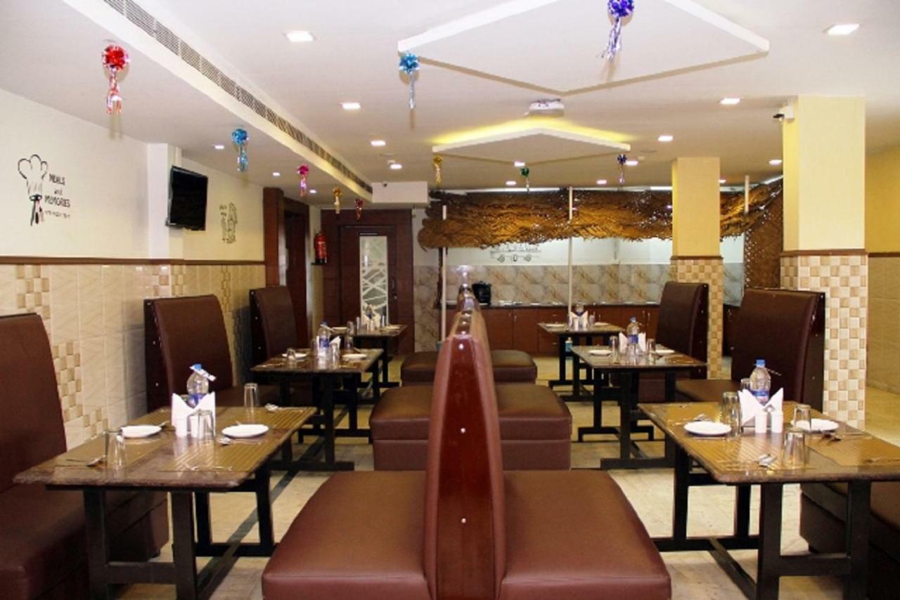 Poppys S.E.T Residency Hotel Kumbakonam Exterior photo